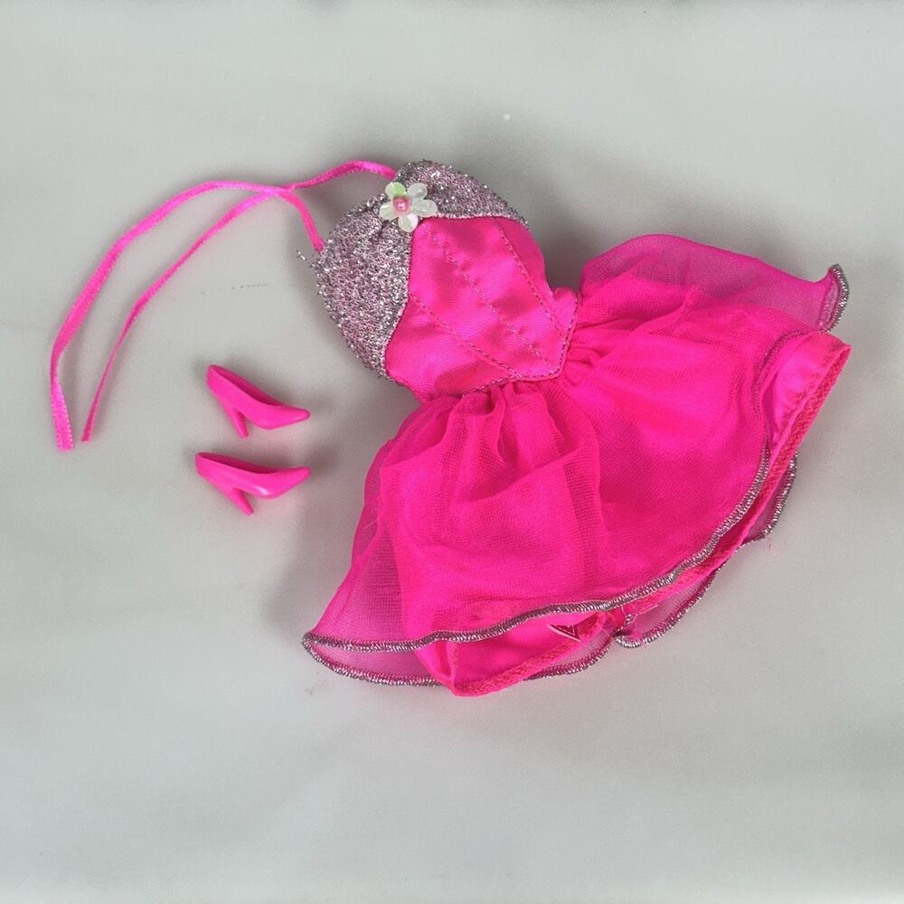 Barbie Party Fashion Avenue Barbie Pink Dress & Shoes 1996